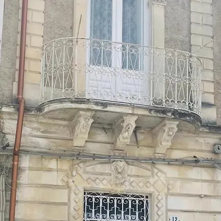 Casa Medea 펜션 아볼라